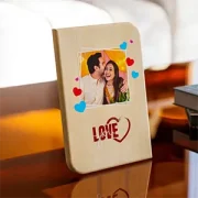 home-page-desk-decoratives-wooden-stands